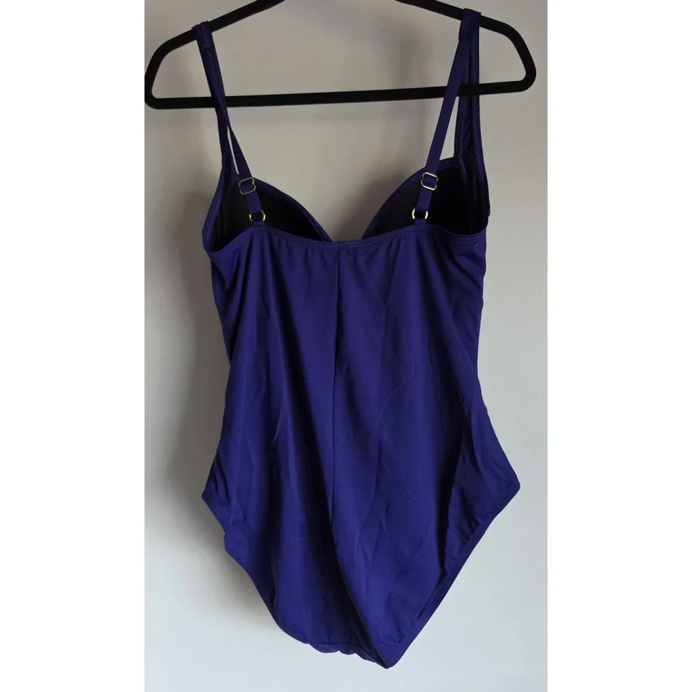 La Blanca Women 16W Purple One Piece Swimsuit Swimwear Resort Bathing Suit